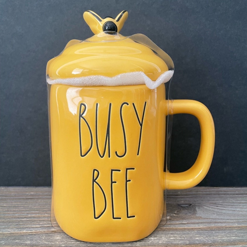 SOLD Rae Dunn By Magenta BUSY BEE Yellow Mug Bee Topper Summer Artisan Magenta